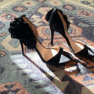 Elie Tahari Black Elegant Heels Size 40